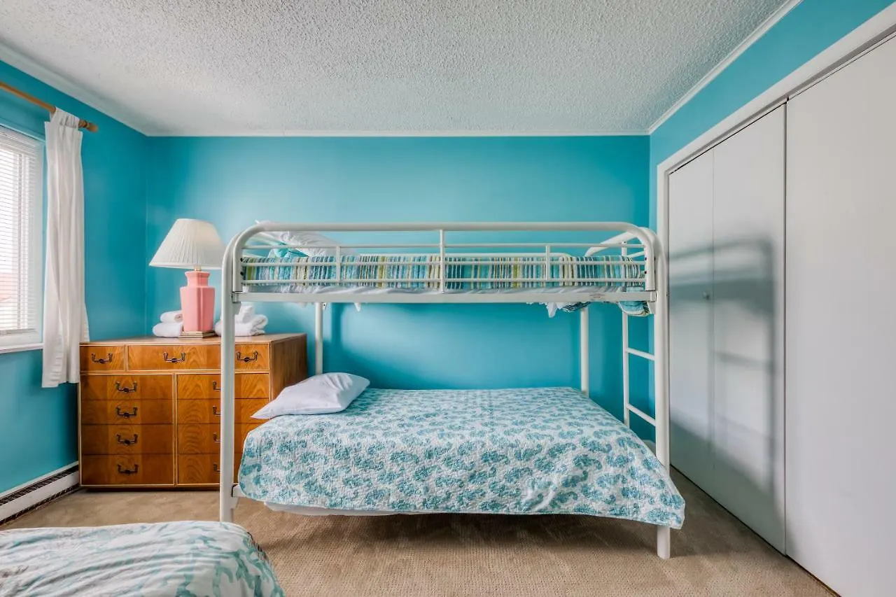 Dolphin Manor Hotel Ocean City